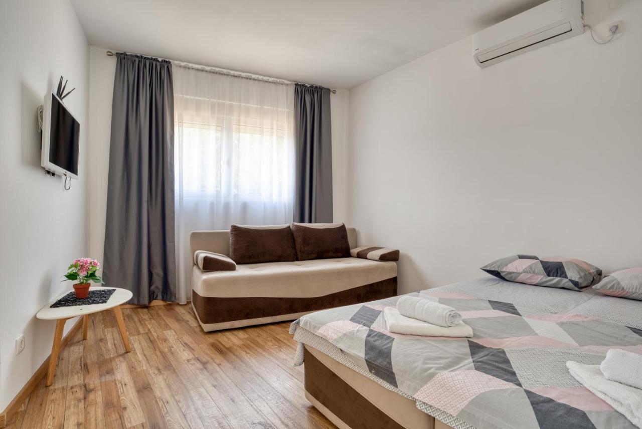 Apartmani Cukic Rafailovici Budva Exterior photo