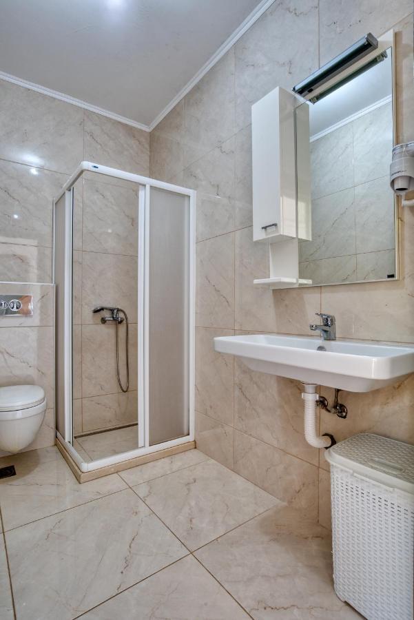 Apartmani Cukic Rafailovici Budva Exterior photo