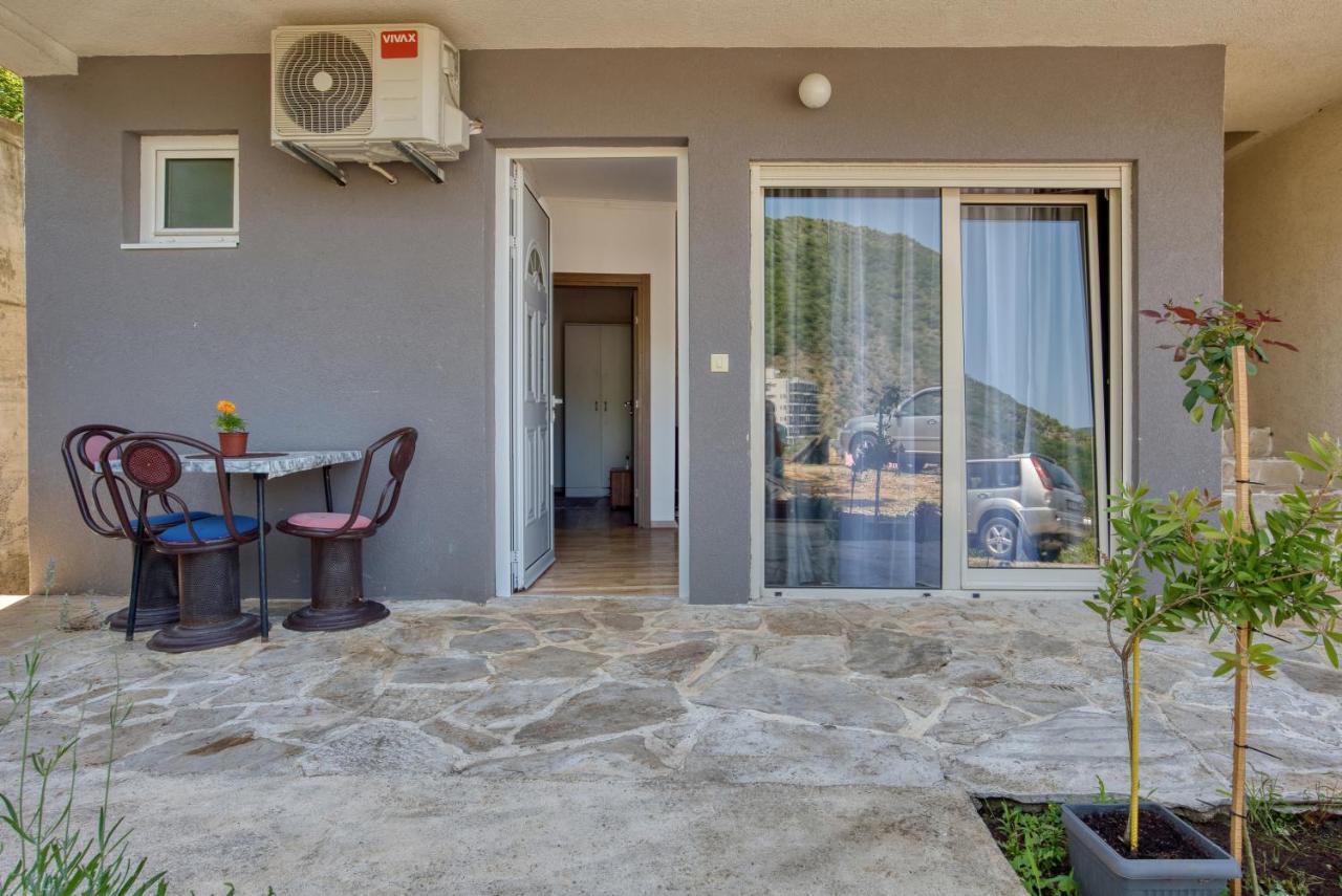 Apartmani Cukic Rafailovici Budva Exterior photo