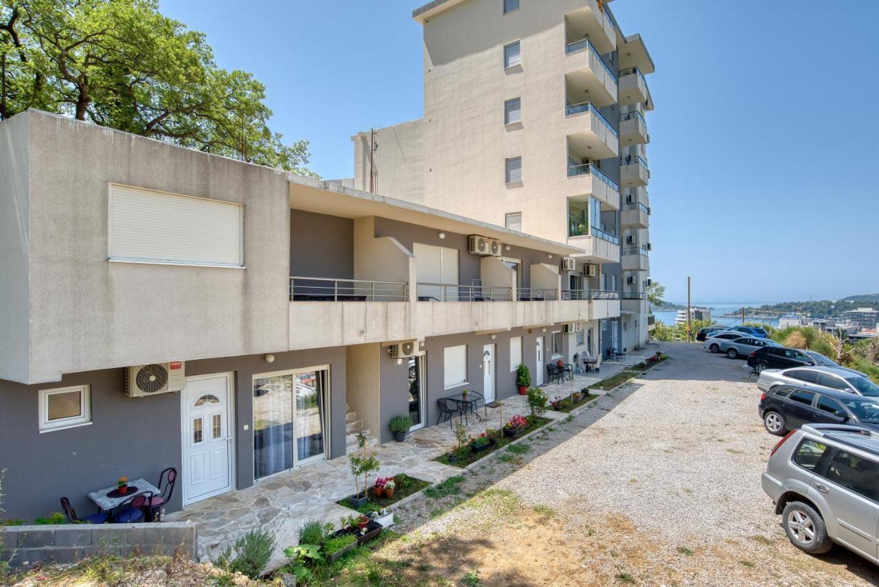 Apartmani Cukic Rafailovici Budva Exterior photo