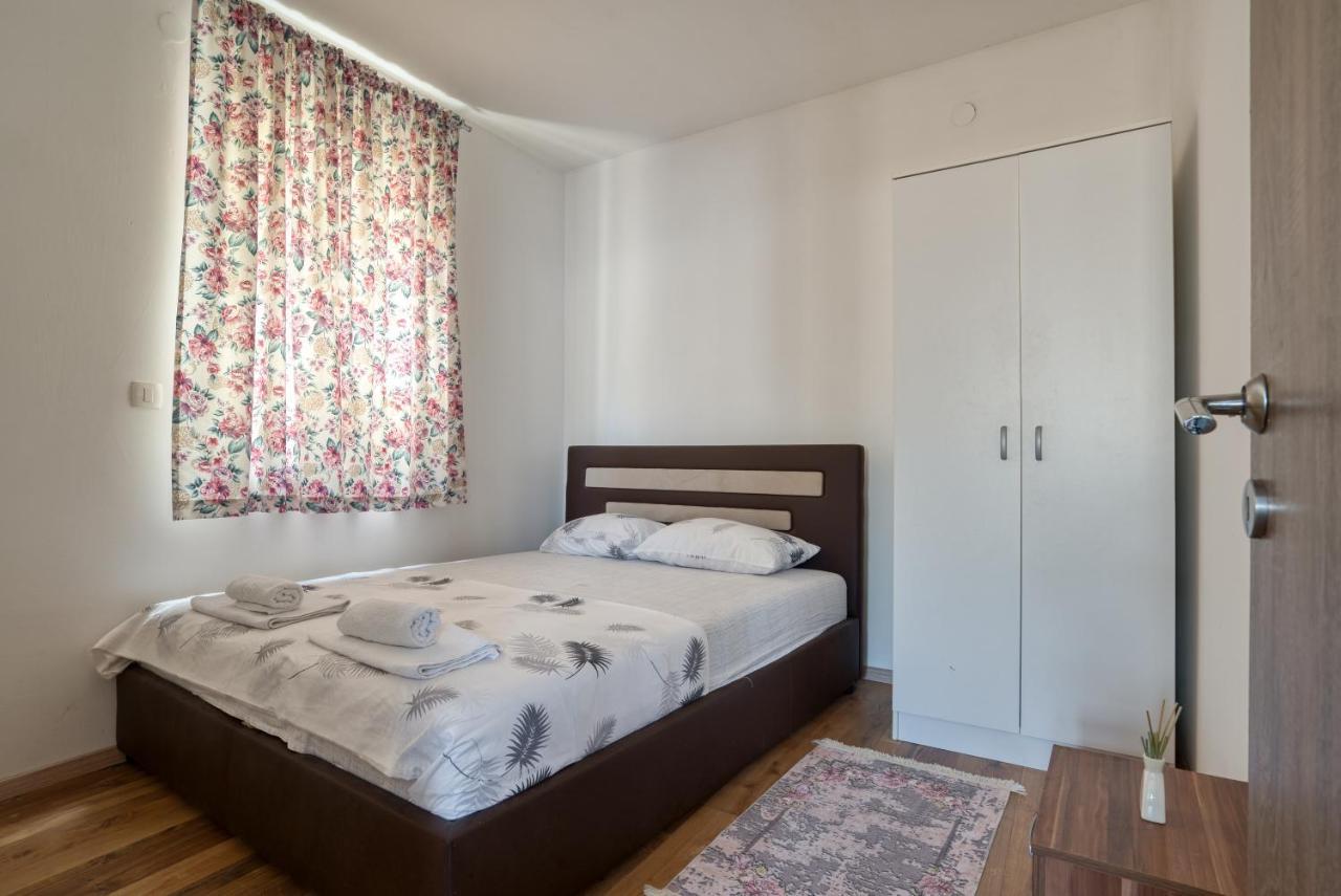 Apartmani Cukic Rafailovici Budva Exterior photo