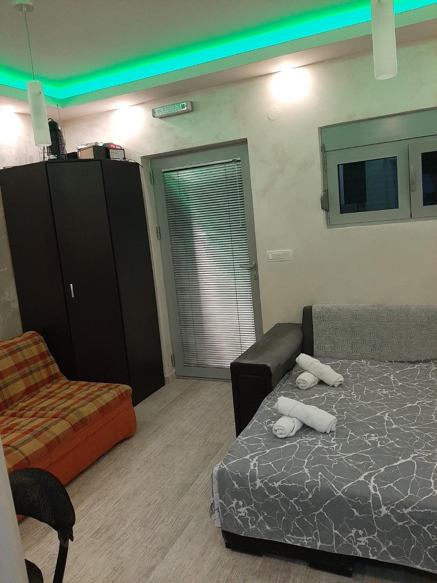 Apartmani Cukic Rafailovici Budva Room photo